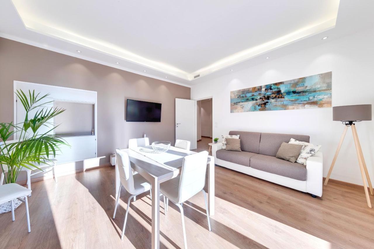 Ariston - Ciclabile Appartamento In Centro Al Mare Con Balcone サンレモ エクステリア 写真