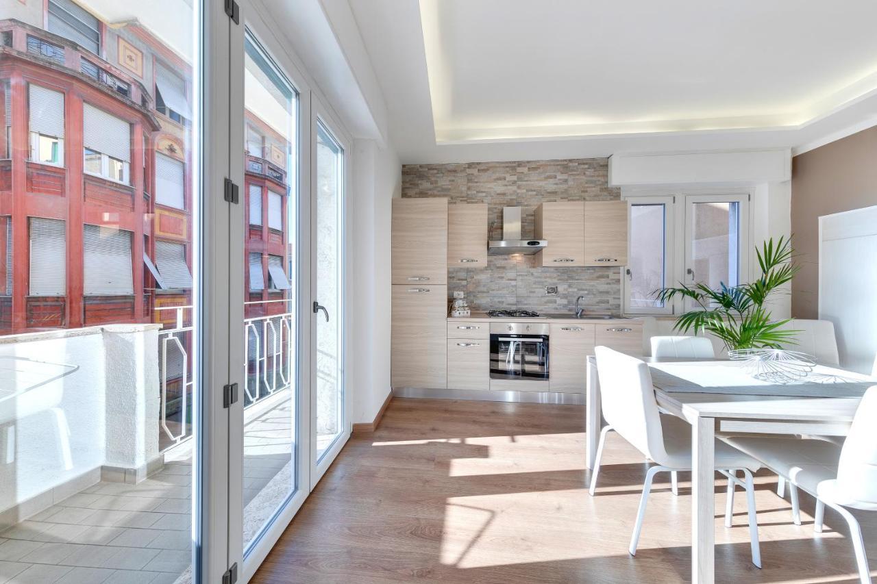 Ariston - Ciclabile Appartamento In Centro Al Mare Con Balcone サンレモ エクステリア 写真