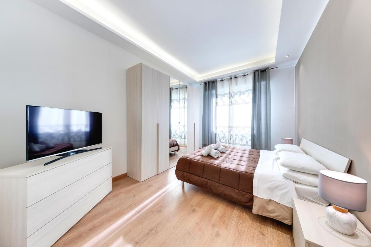 Ariston - Ciclabile Appartamento In Centro Al Mare Con Balcone サンレモ エクステリア 写真