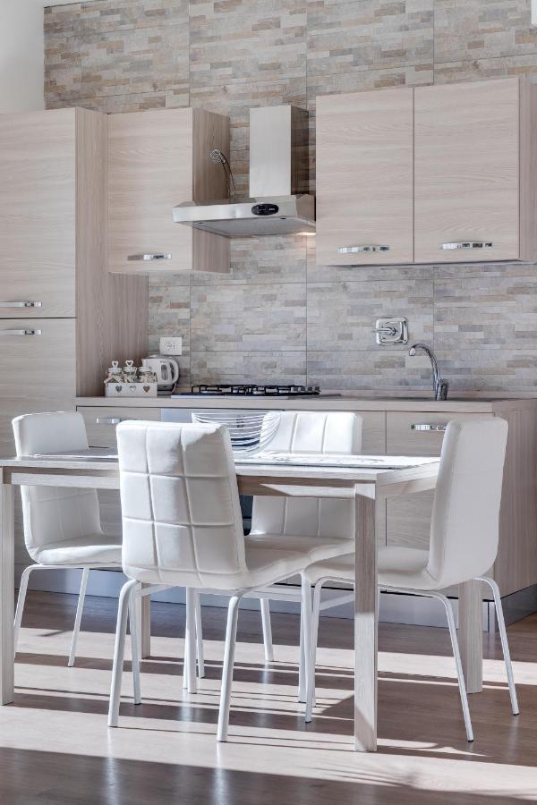 Ariston - Ciclabile Appartamento In Centro Al Mare Con Balcone サンレモ エクステリア 写真